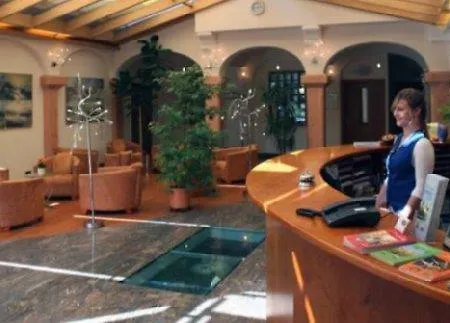 아트리움 가르니 3*