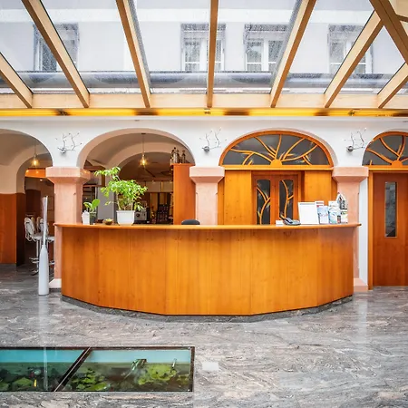 Atrium Garni Hotel