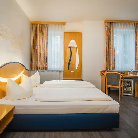 Hotel Atrium Garni 3*