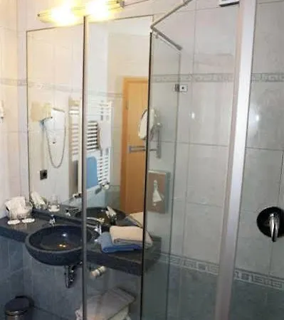 Atrium Garni 4*