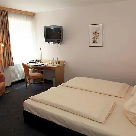 Отель Atrium Garni Пассау